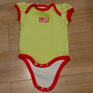 Nuby 3-6 month onsie